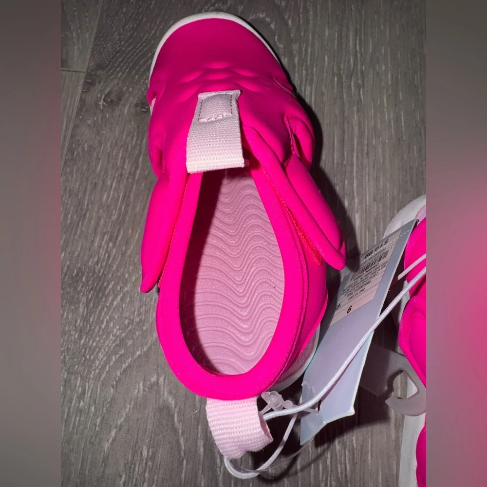 Cat & Jack Toddler Girls Hot Pink Supportive Water Shoes, Sz 9